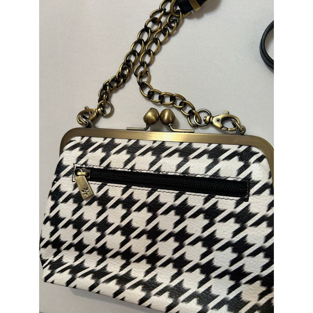 Anna by Anuschka Black White Bag Heritage Leather Herringbone Pattern Kiss Lock